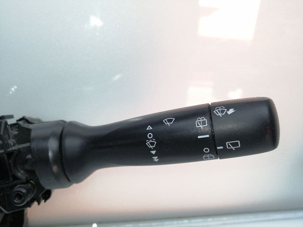 Mando multifuncion TOYOTA YARIS 3