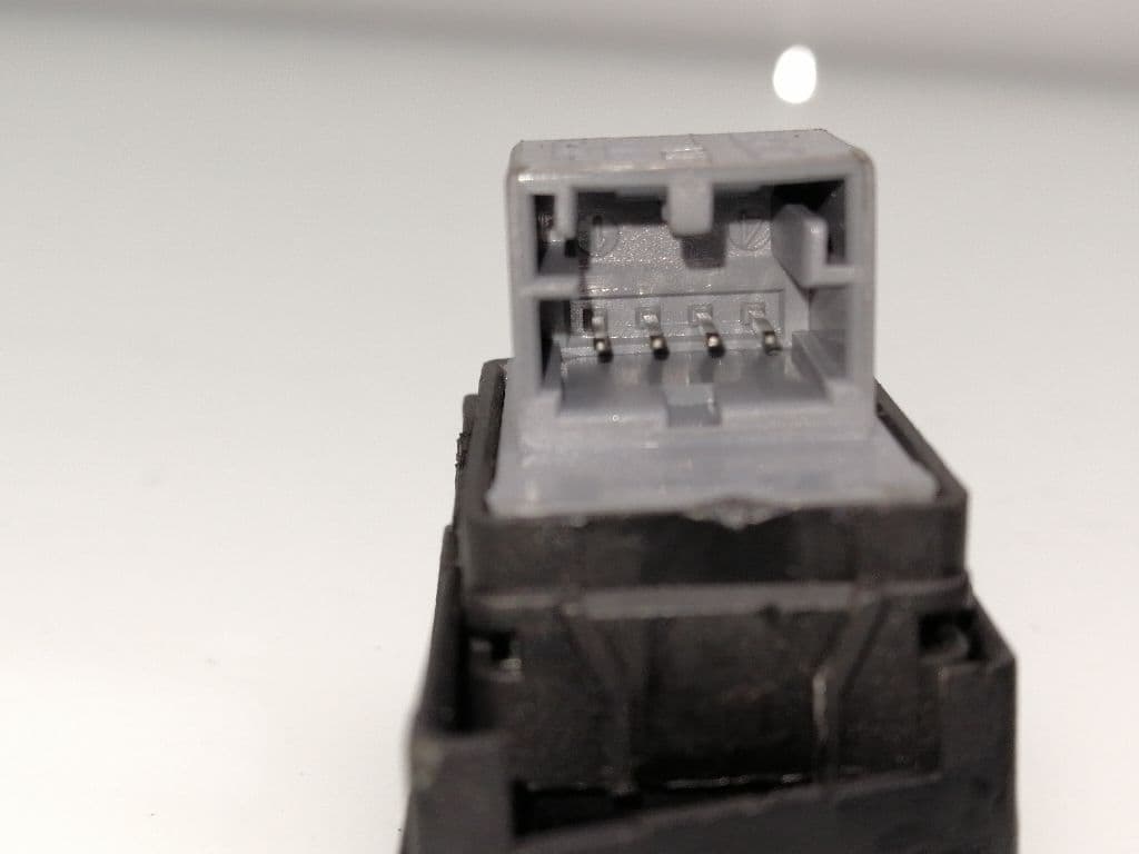 Mando elevalunas delantero derecho SEAT IBIZA (6K) 2