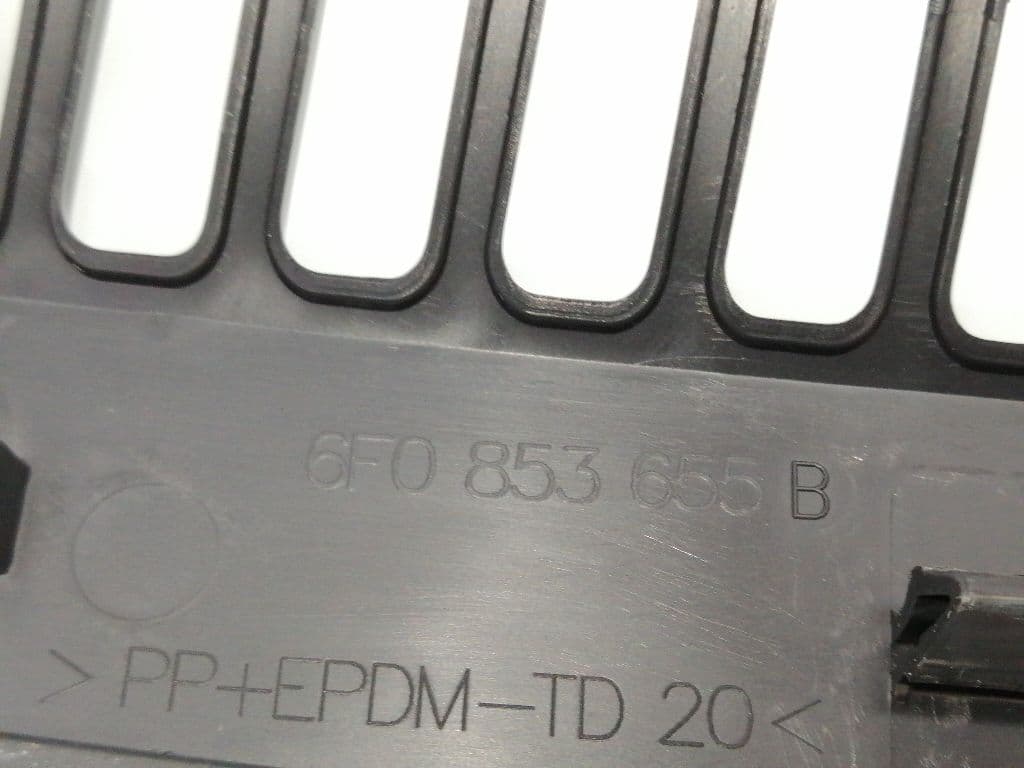 Plastico SEAT IBIZA SC (6P5) 3