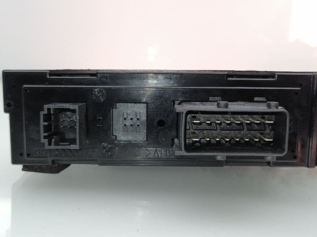 Motor elevalunas delantero izquierdo PEUGEOT 307 BREAK / SW (S1) 5