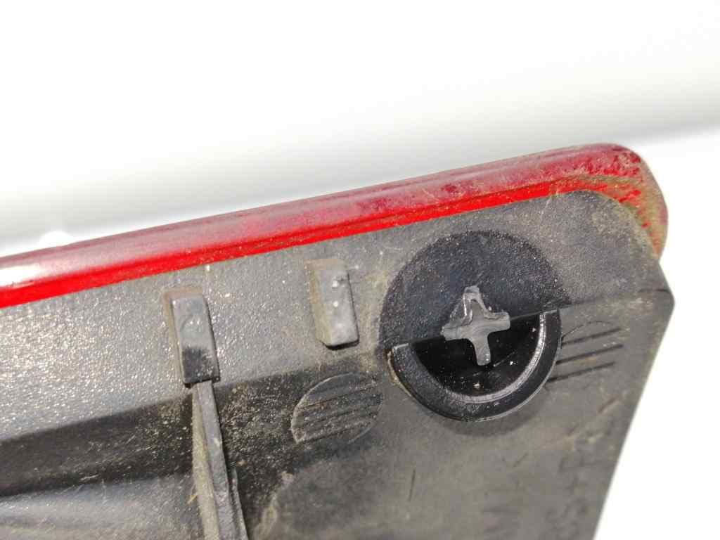 Piloto trasero izquierdo OPEL COMBO D 2