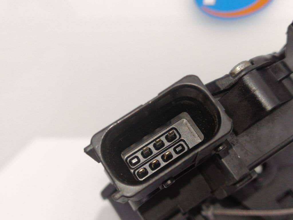 Cerradura puerta trasera derecha FIAT GRANDE PUNTO (199) 4