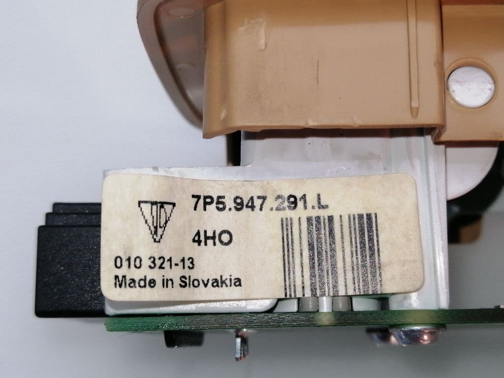 Luz interior PORSCHE CAYENNE (TYP 9PA1) 2