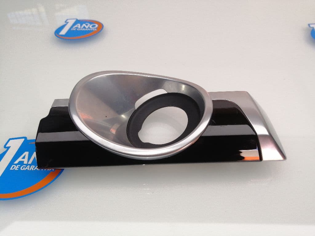 Plastico PORSCHE CAYENNE (TYP 9PA1) 2