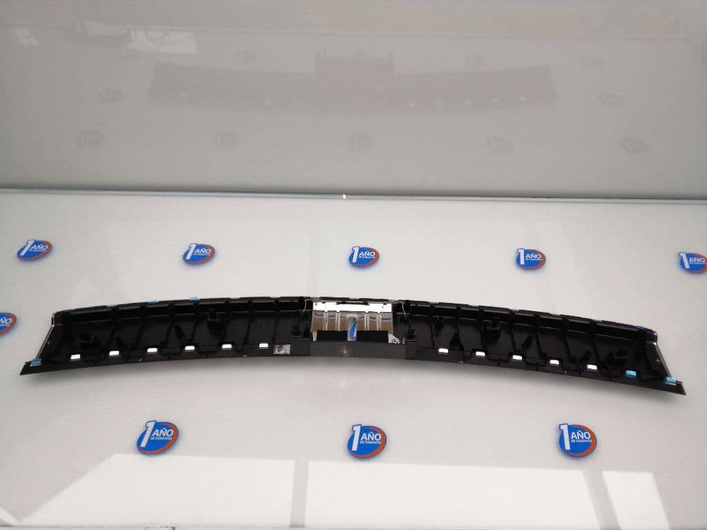 Plastico PORSCHE CAYENNE (TYP 9PA1) 2
