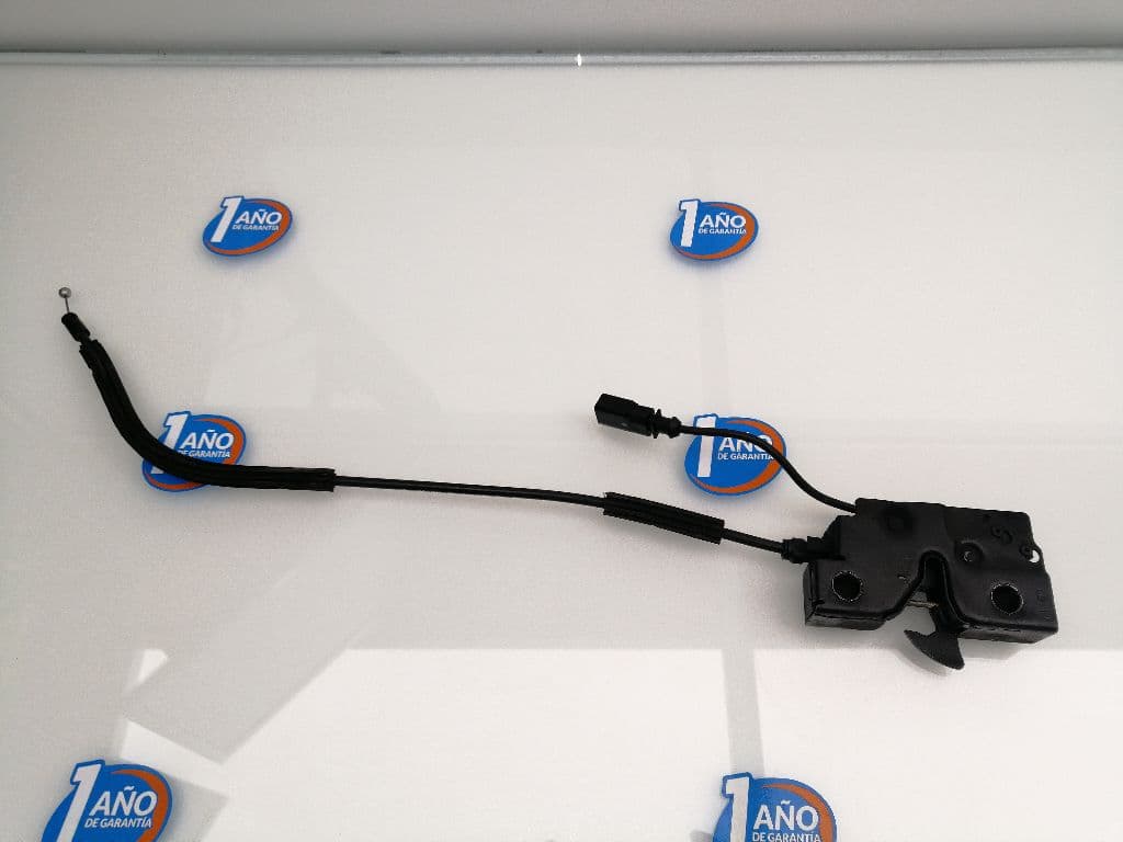 Cerradura capot VOLKSWAGEN POLO BERLINA (6N2)