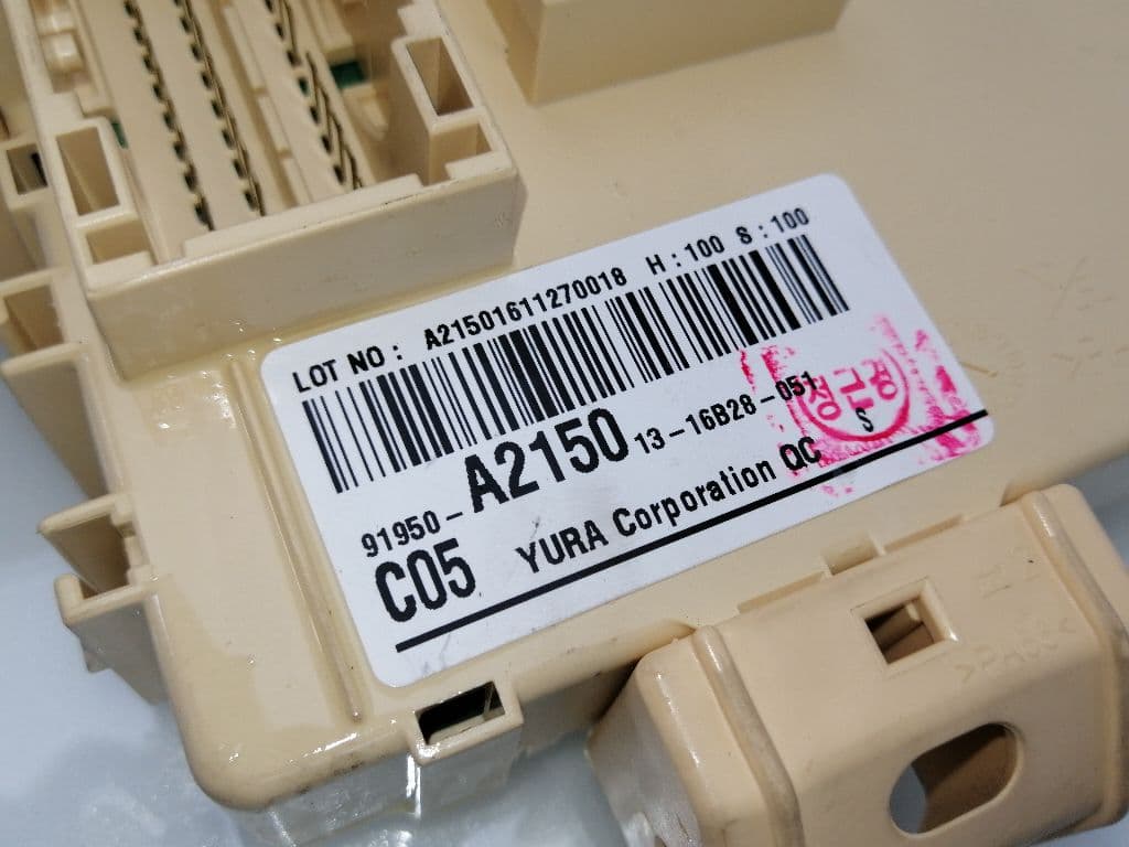 Caja reles / fusibles KIA CEED 2