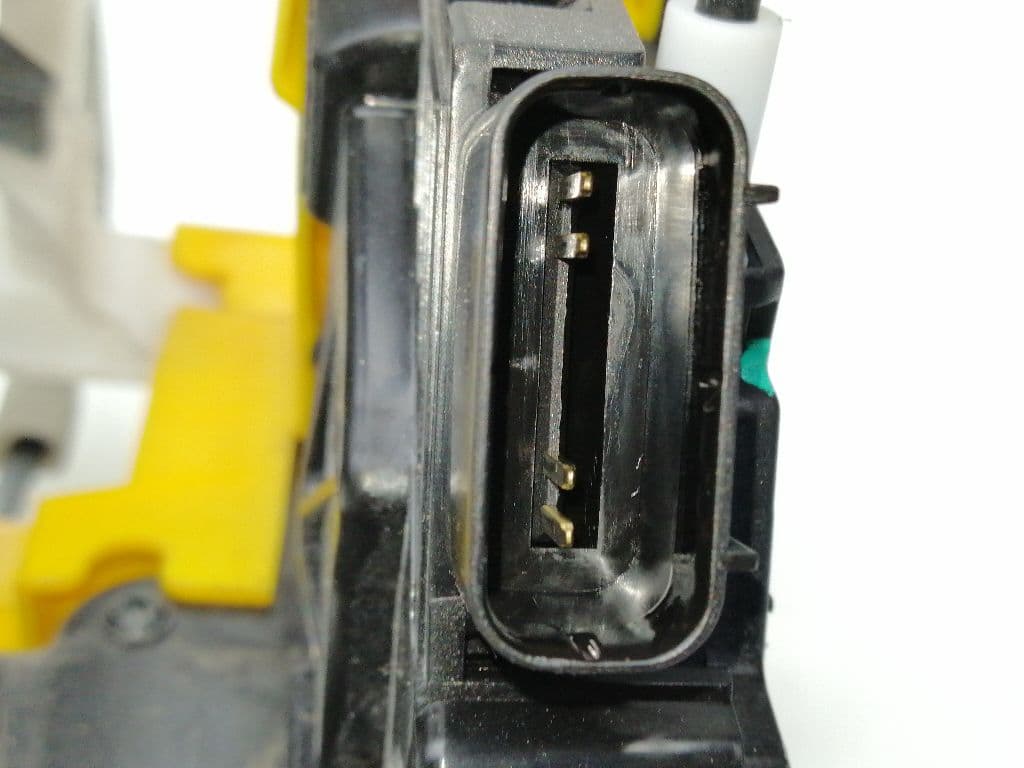 Cerradura puerta delantera derecha KIA CEED 3
