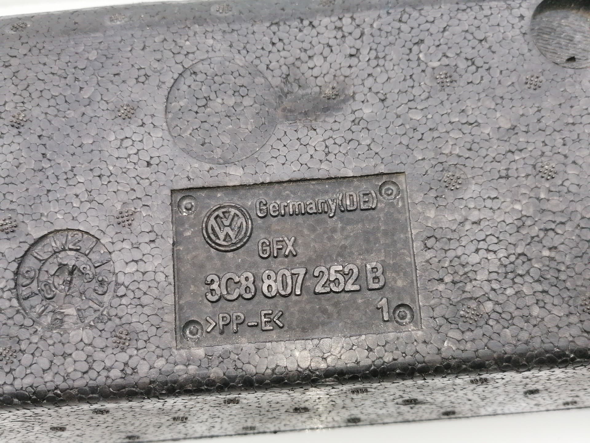 Refuerzo paragolpes trasero VOLKSWAGEN PASSAT CC (357) 3