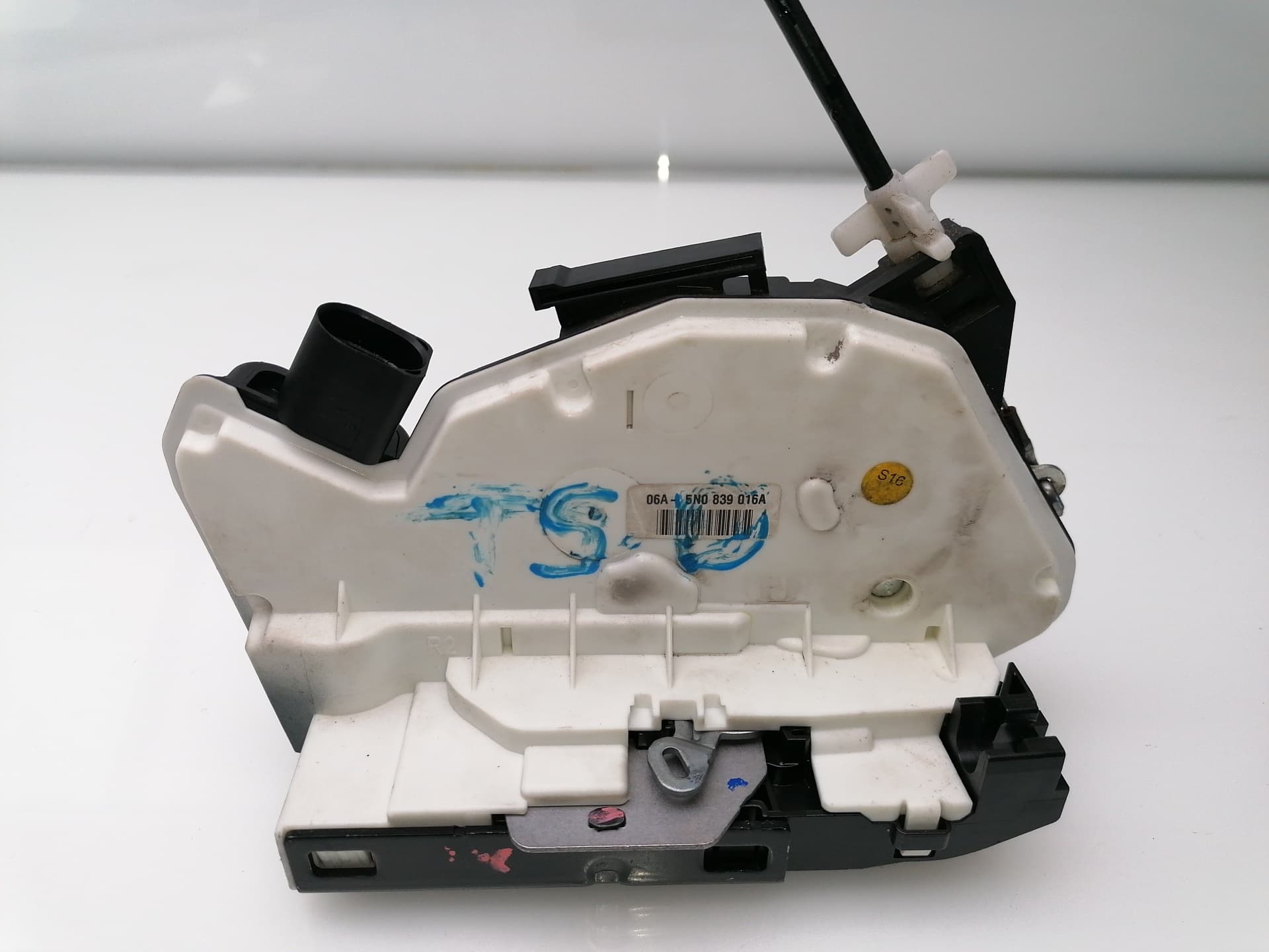 Cerradura puerta trasera derecha VOLKSWAGEN PASSAT CC (357) 2