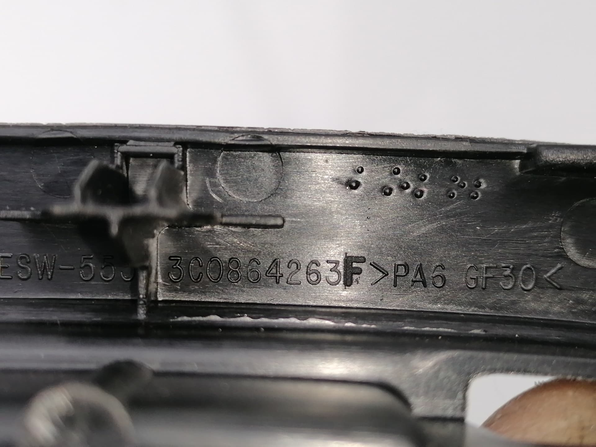 Plastico VOLKSWAGEN PASSAT CC (357) 2