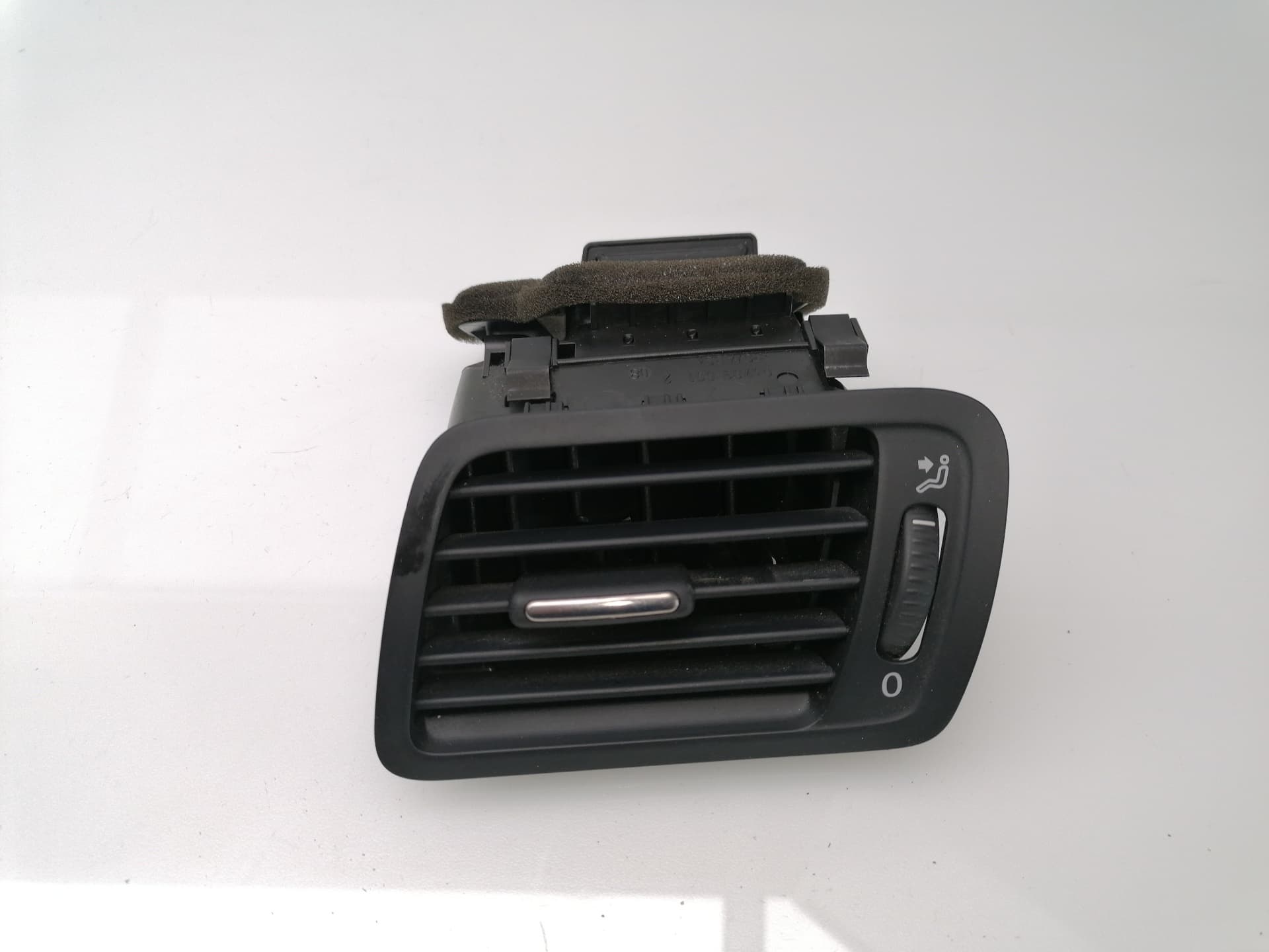 Plastico VOLKSWAGEN PASSAT CC (357)