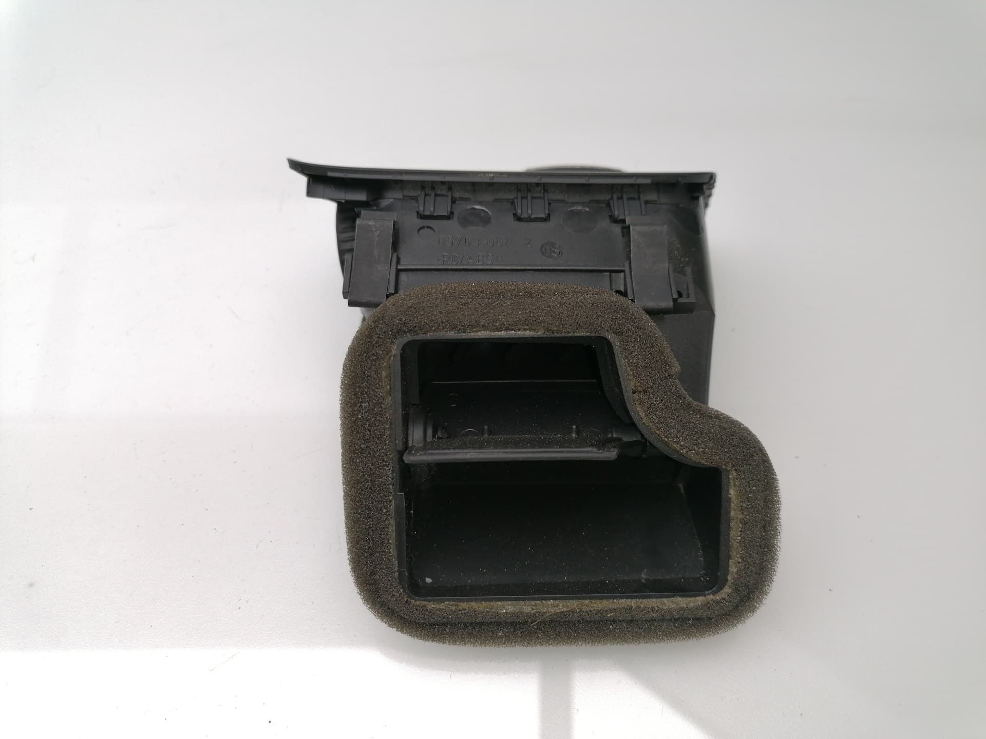 Plastico VOLKSWAGEN PASSAT CC (357) 2