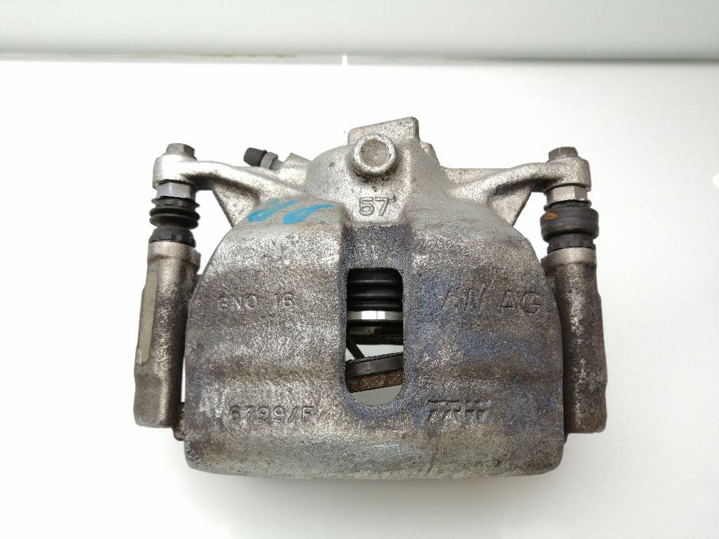 Recambio AUDI Q2 (GAB) ref. 5Q0106DQ