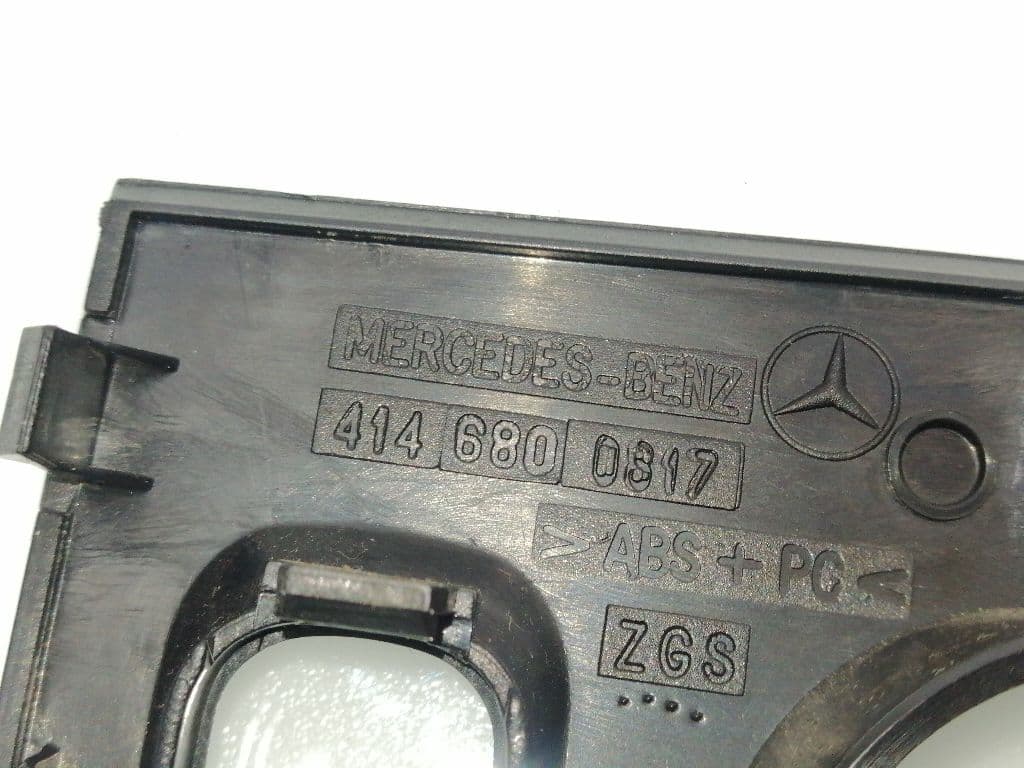 Plastico MERCEDES-BENZ VANEO (W414) FURGONETA COMPACTA 3