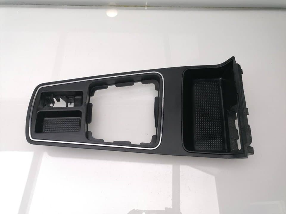 Plastico SEAT LEON (5F1) 3