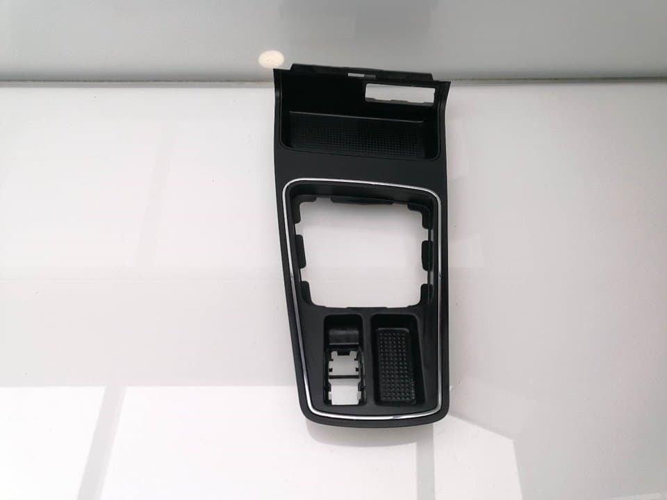 Plastico SEAT LEON (5F1)