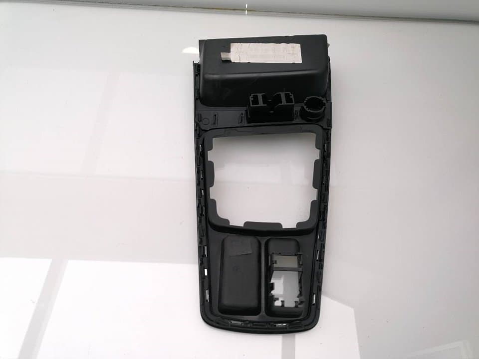 Plastico SEAT LEON (5F1) 2