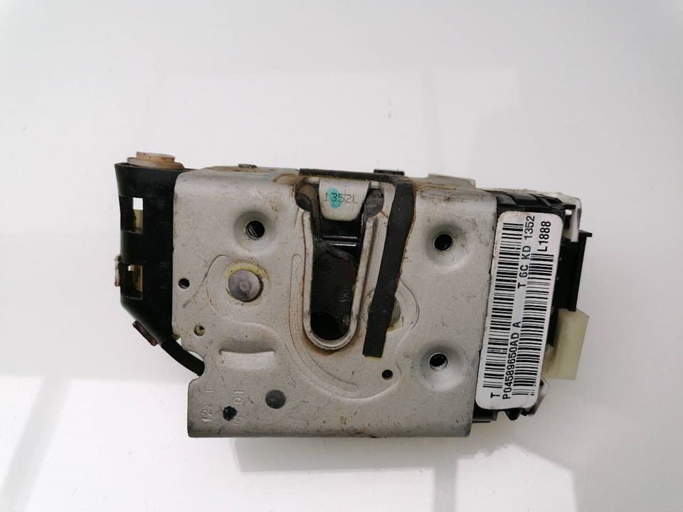 Cerradura puerta trasera derecha CHRYSLER 300 C