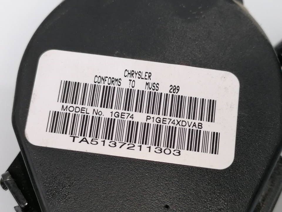 Cinturon seguridad trasero derecho CHRYSLER 300 C 4