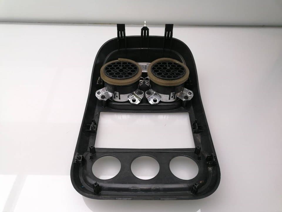 Plastico CHRYSLER 300 C 4