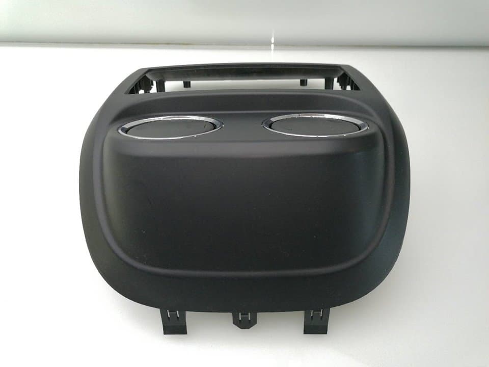 Plastico CHRYSLER 300 C 2