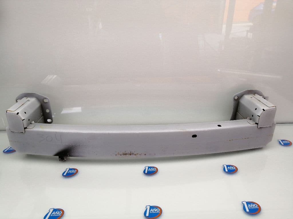 Refuerzo paragolpes delantero CHRYSLER 300 C
