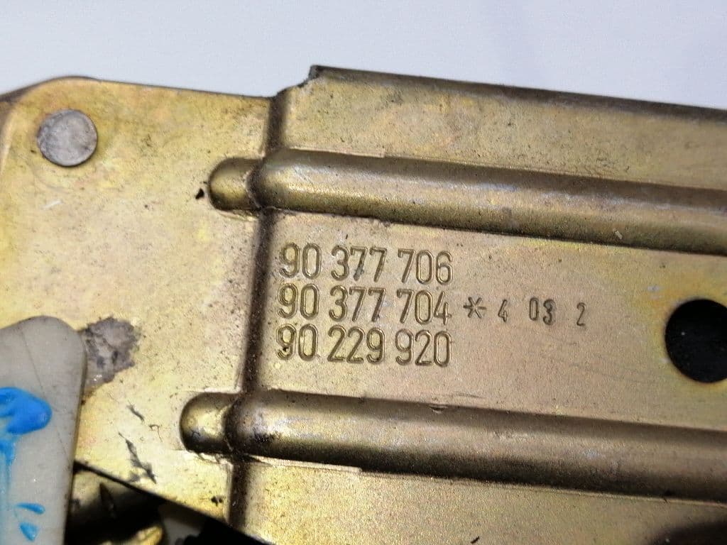 Cerradura puerta delantera derecha OPEL SENATOR B 3