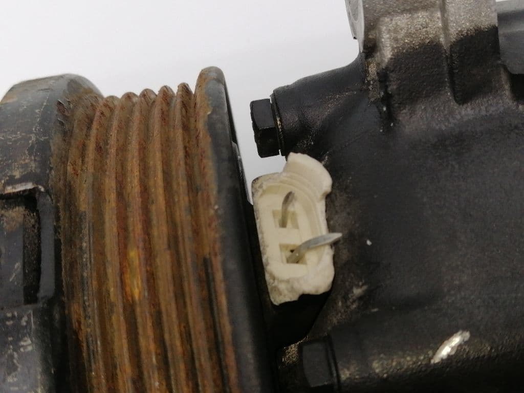 Recambio OPEL SENATOR B ref. 1131739 2