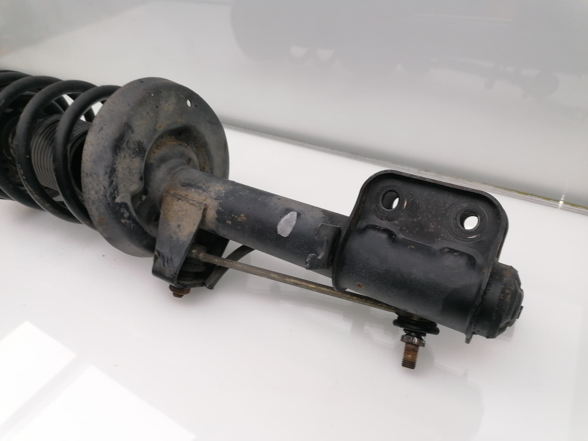Amortiguador delantero derecho OPEL SENATOR B 2