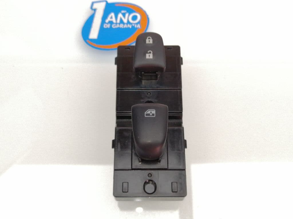 Mando elevalunas delantero derecho RENAULT KADJAR
