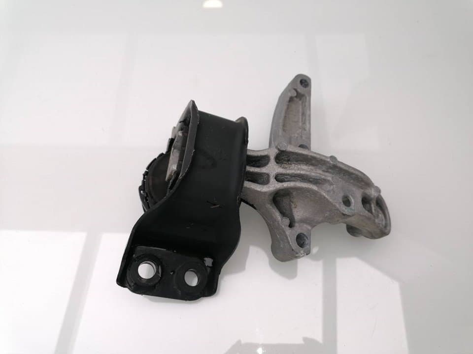 Soporte motor RENAULT KADJAR