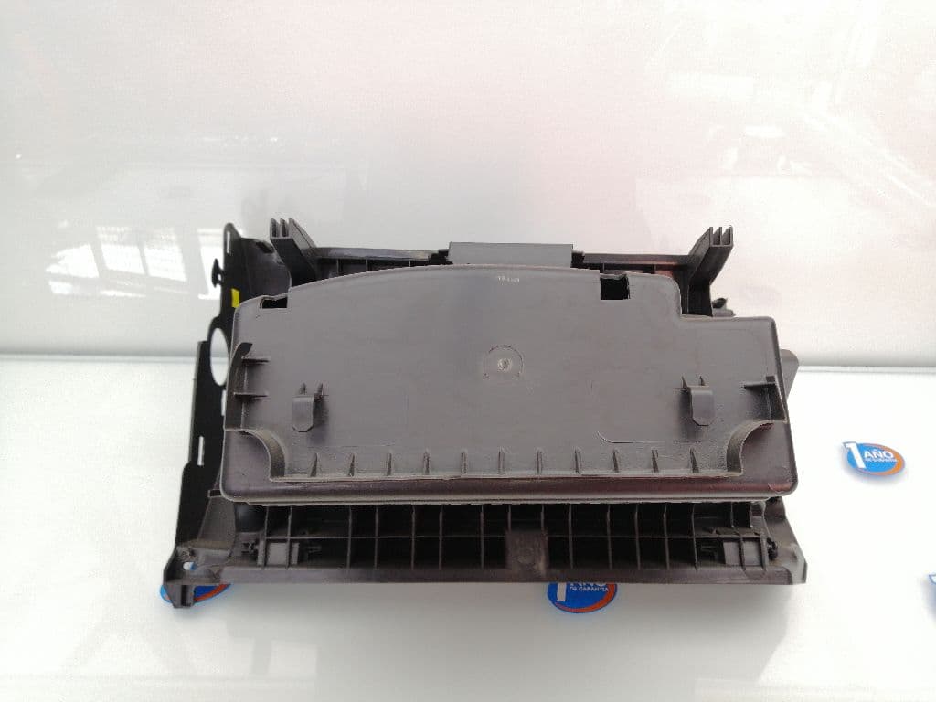 Guantera RENAULT SCENIC III 2