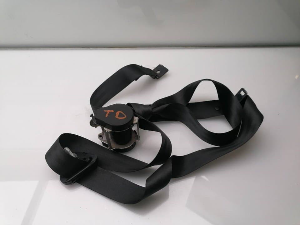 Cinturon seguridad trasero derecho RENAULT SCENIC III