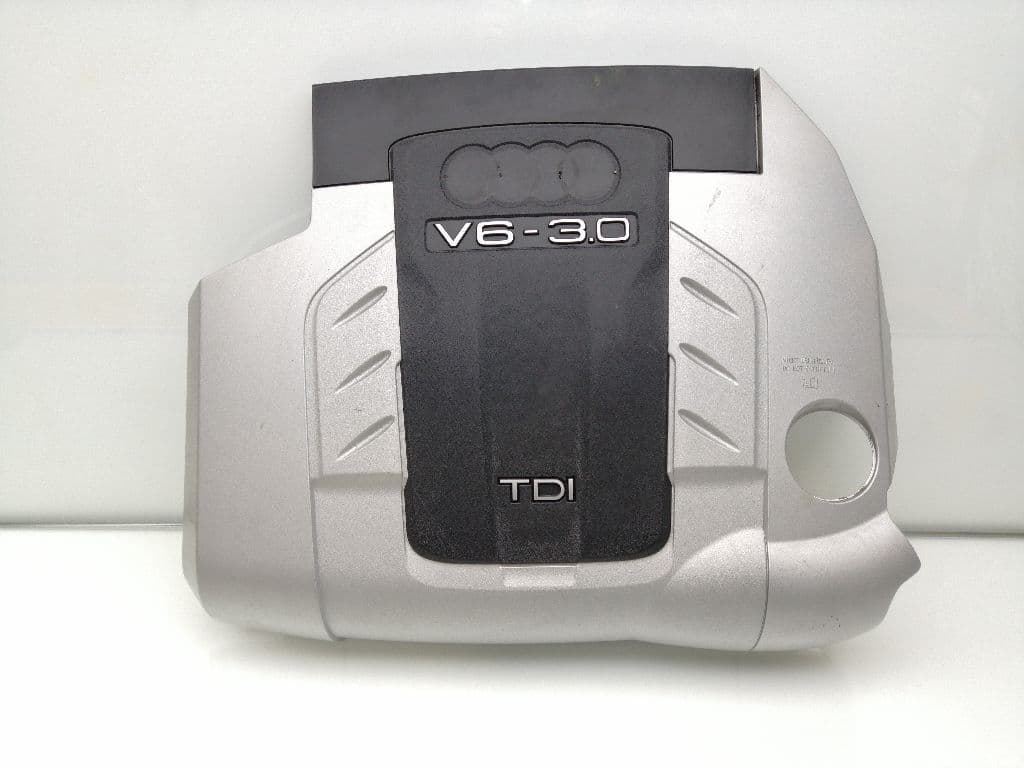 Plastico AUDI Q7 (4L)