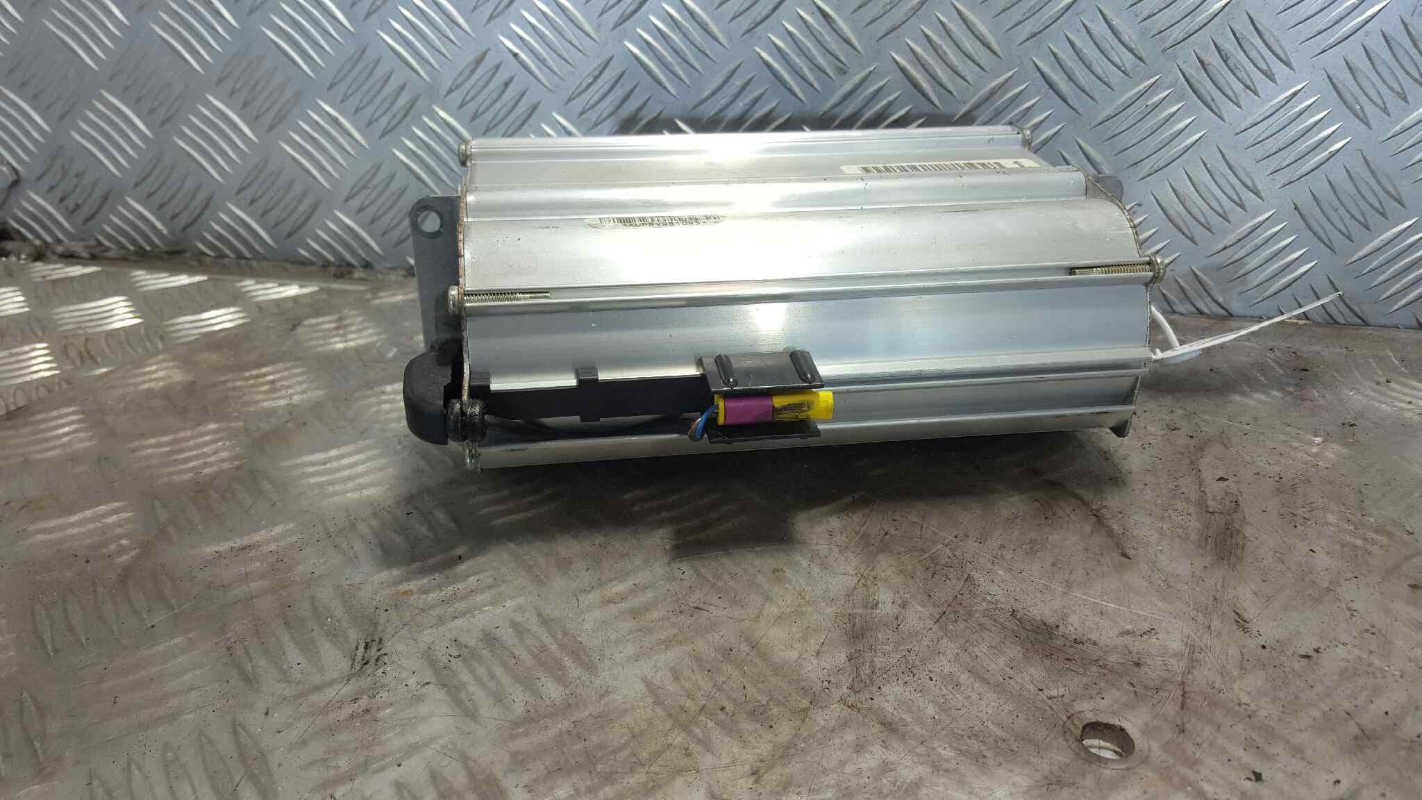 Airbag delantero derecho AUDI ALLROAD QUATTRO (4B5) 3