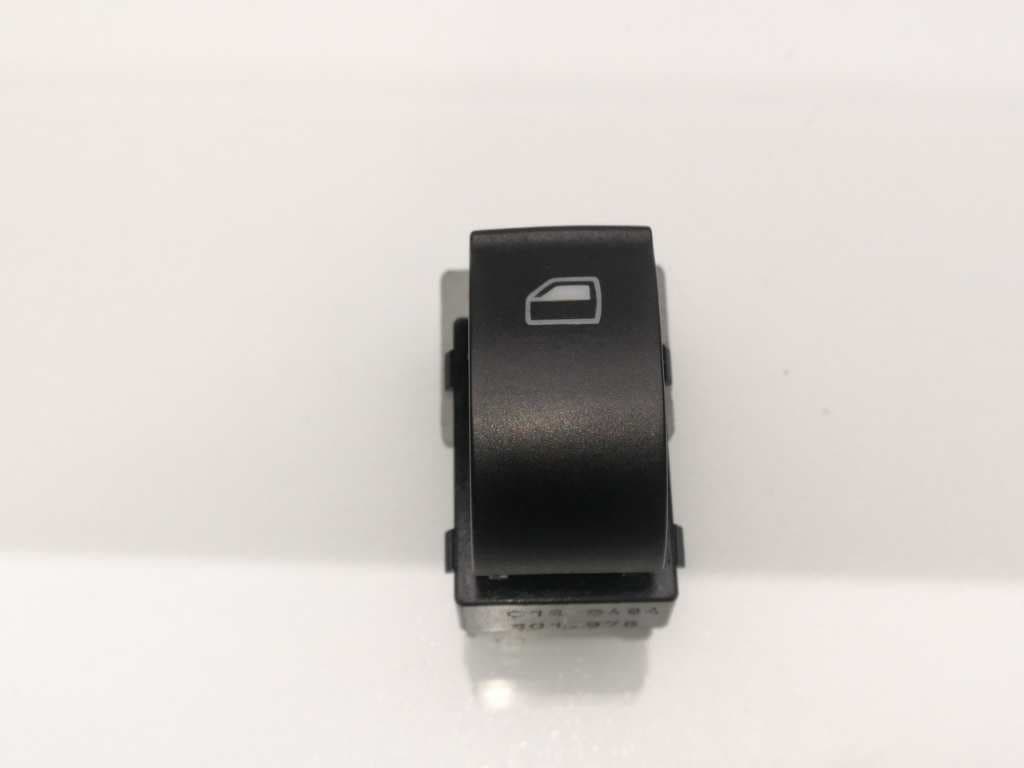 Mando elevalunas delantero derecho AUDI ALLROAD QUATTRO (4B5)