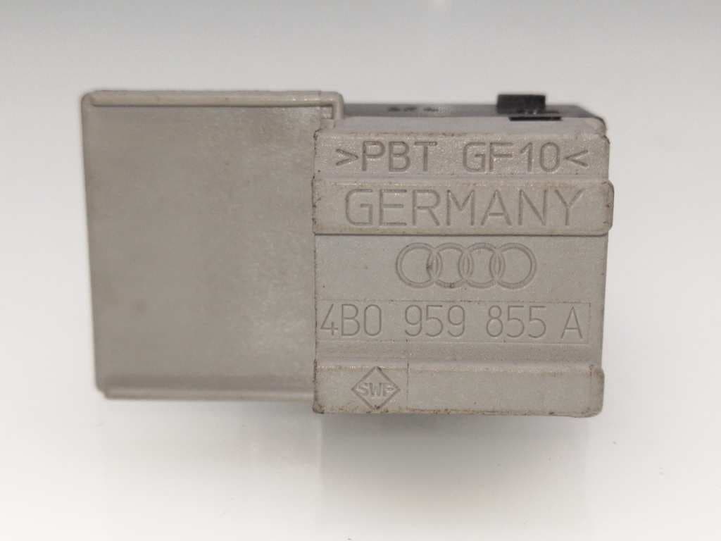 Mando elevalunas delantero derecho AUDI ALLROAD QUATTRO (4B5) 3