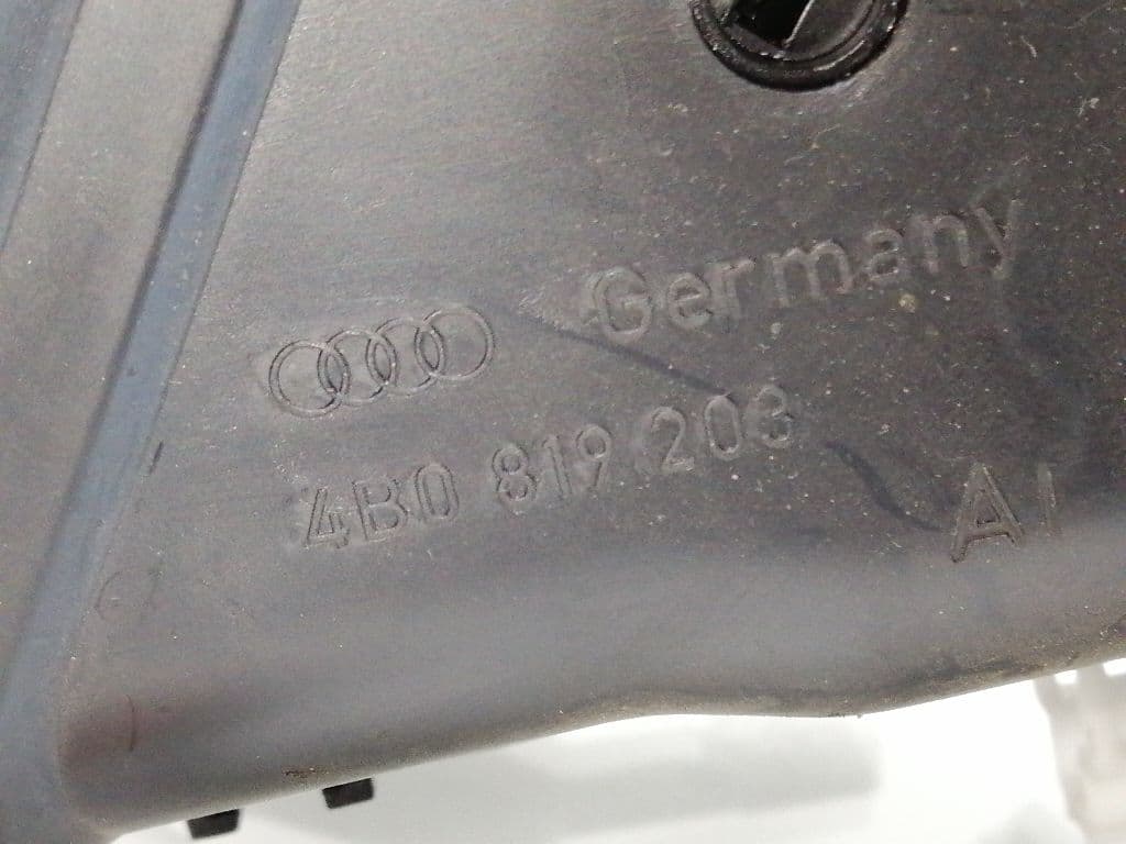 Plastico AUDI ALLROAD QUATTRO (4B5) 3