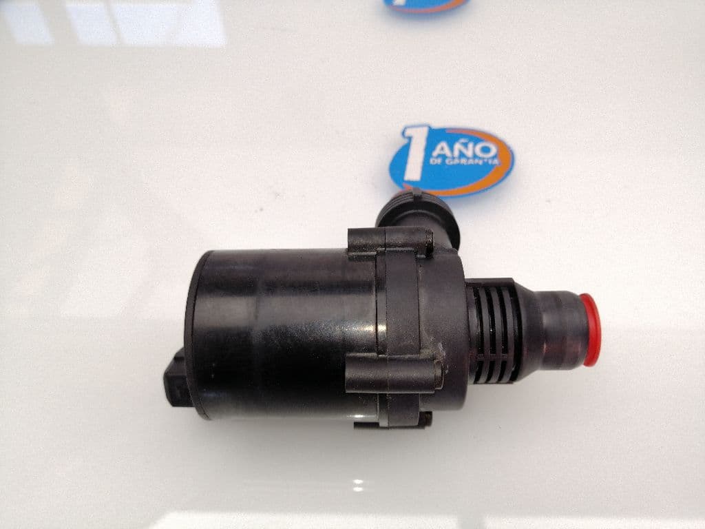 Bomba agua BMW X5 (E70) 3