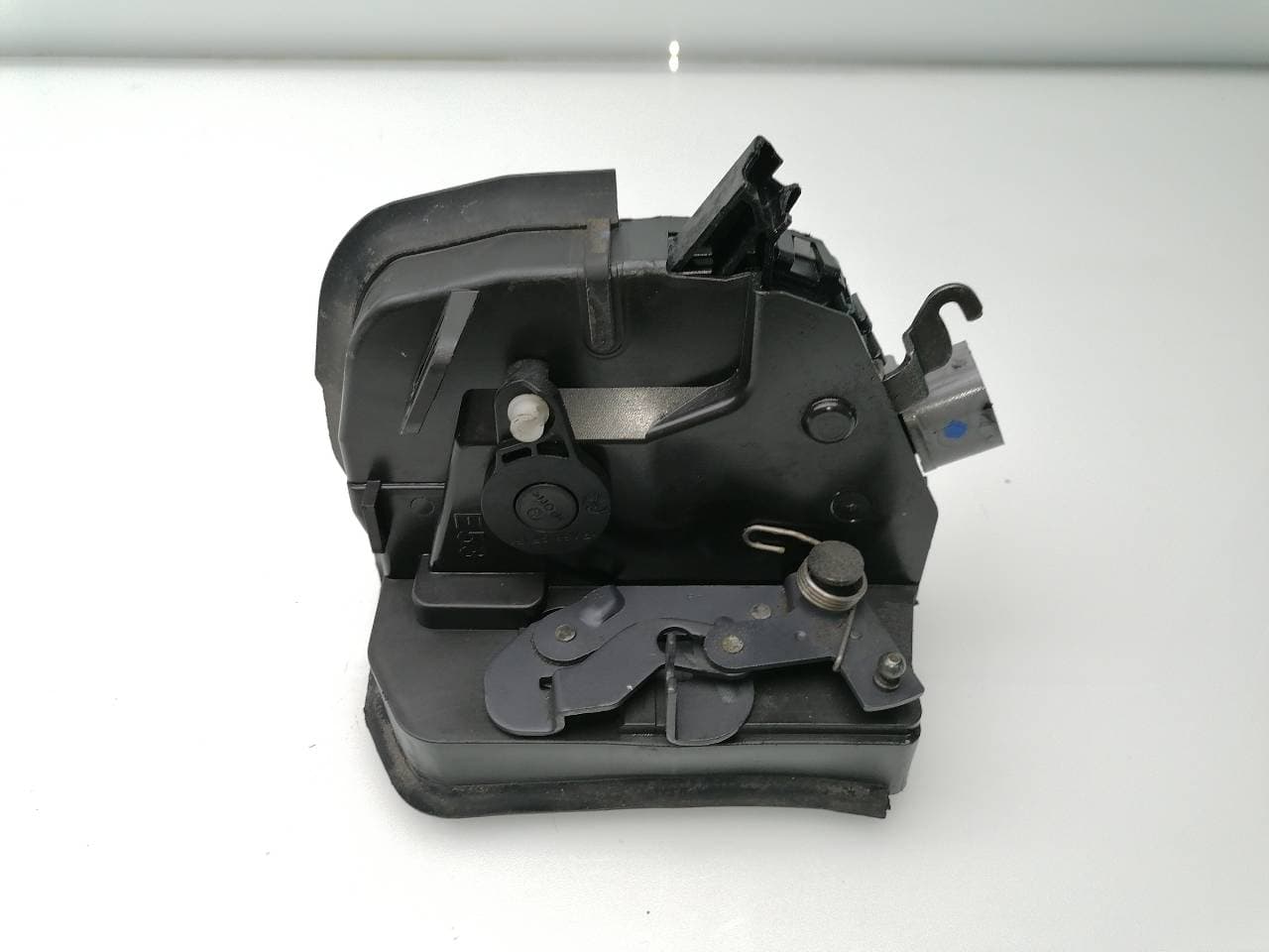 Cerradura puerta trasera derecha BMW X5 (E70) 2