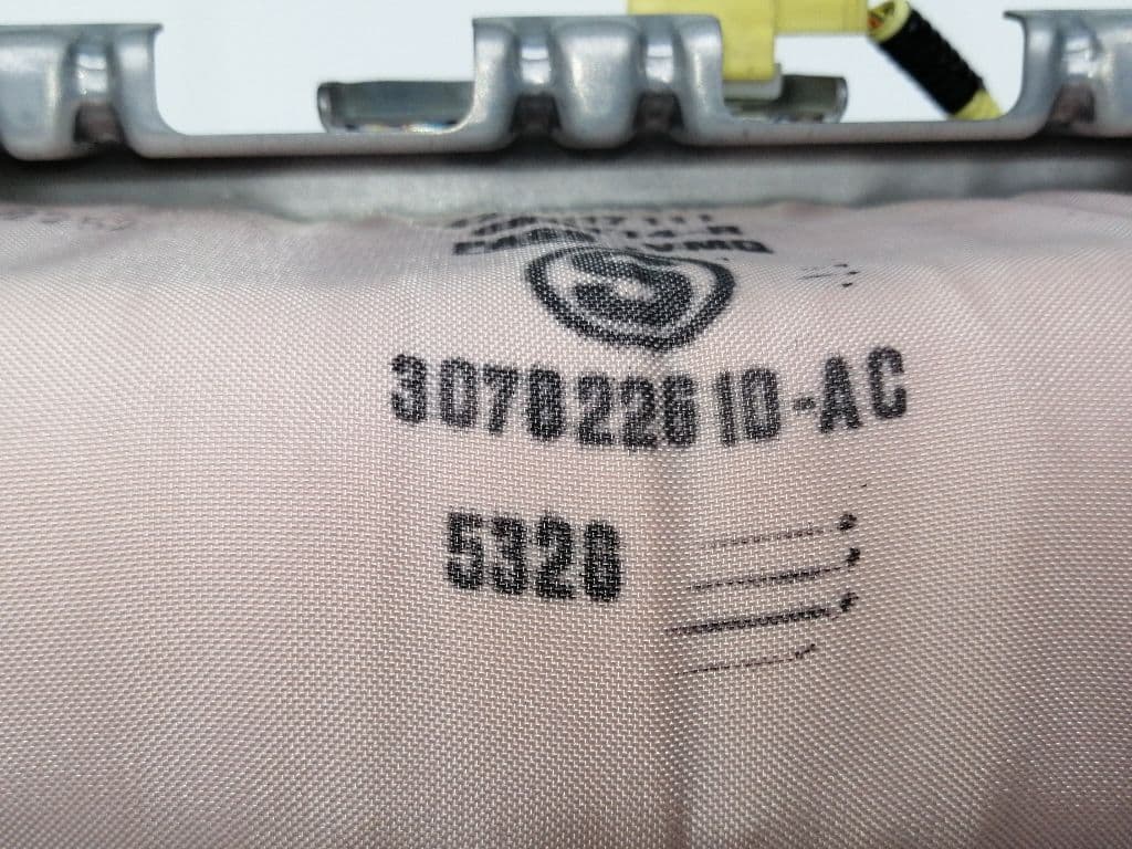 Airbag delantero derecho TOYOTA AURIS 4