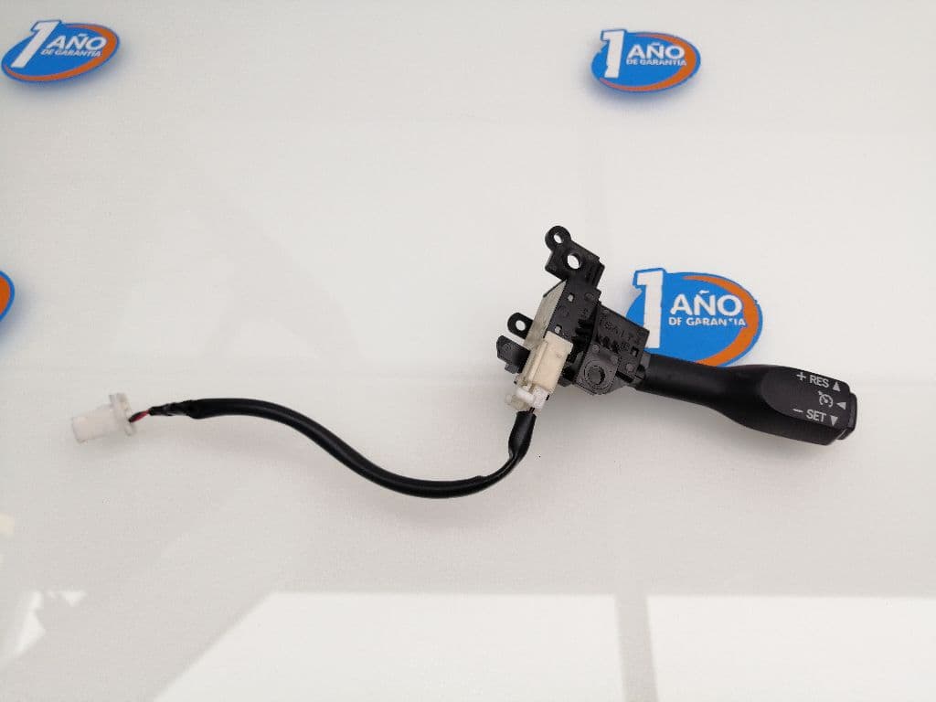Mando multifuncion TOYOTA AURIS