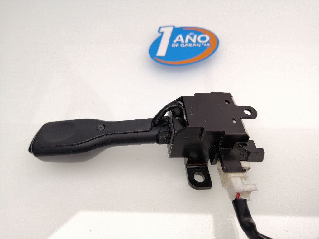 Mando multifuncion TOYOTA AURIS 2