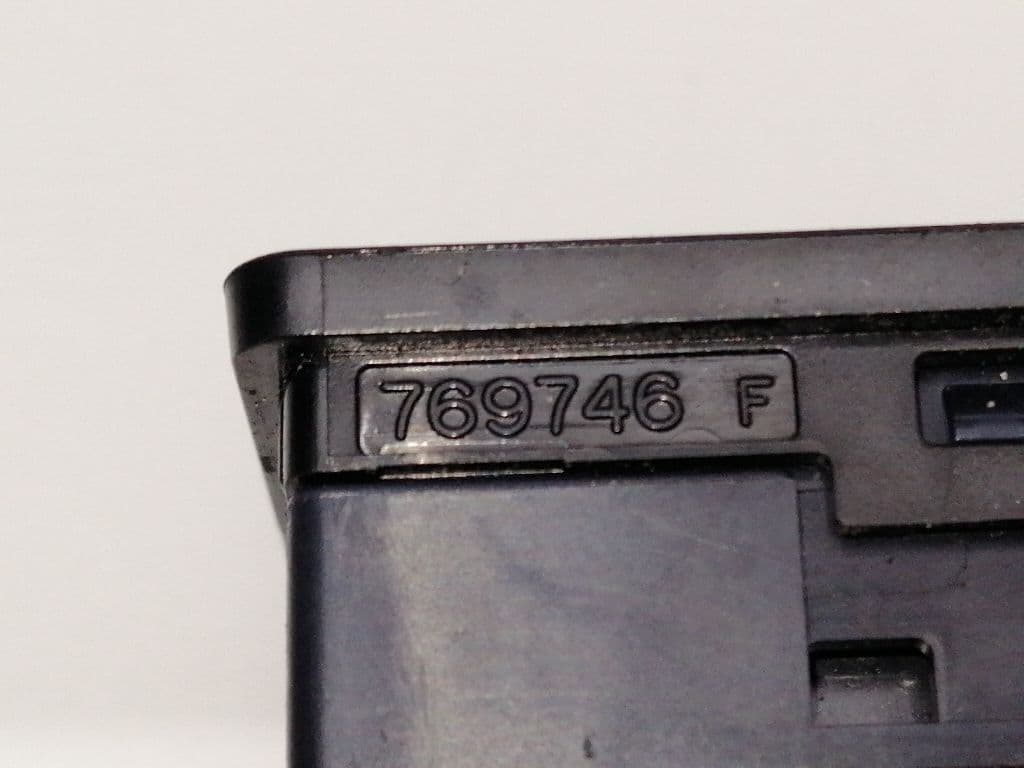 Mando retrovisor TOYOTA AURIS 2