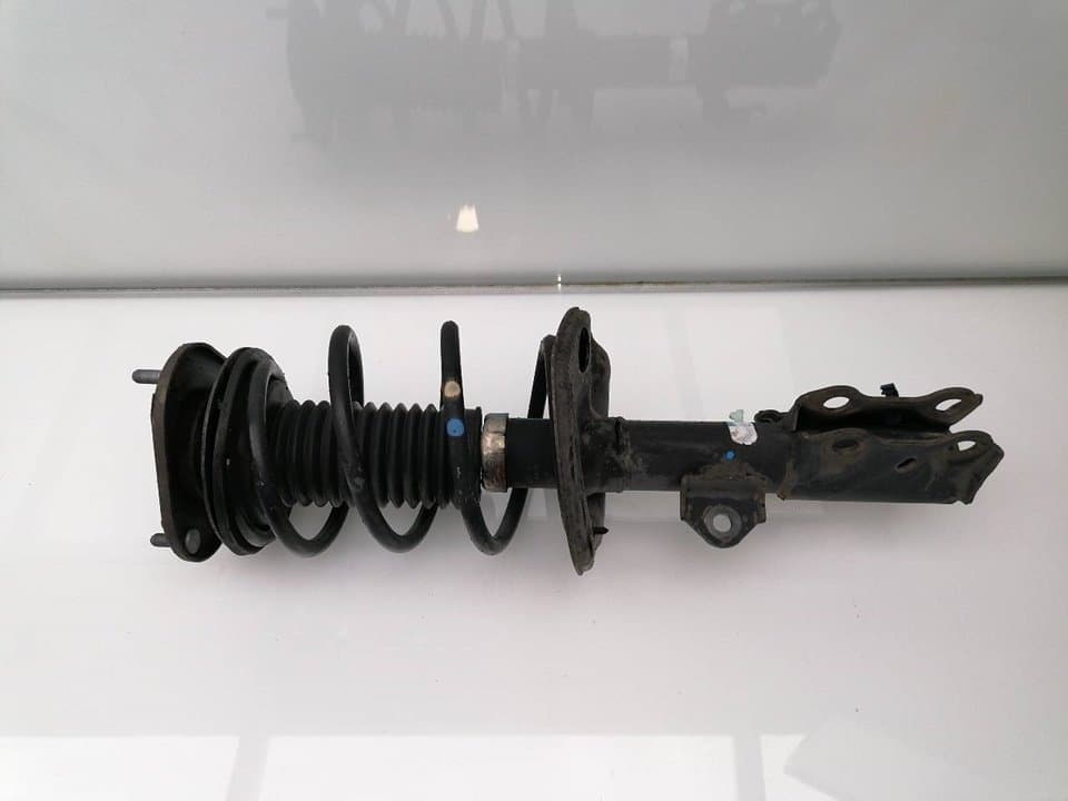 Amortiguador delantero izquierdo TOYOTA AURIS
