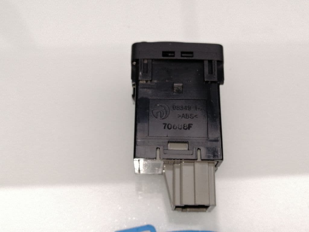 Interruptor NISSAN QASHQAI (J11) 3