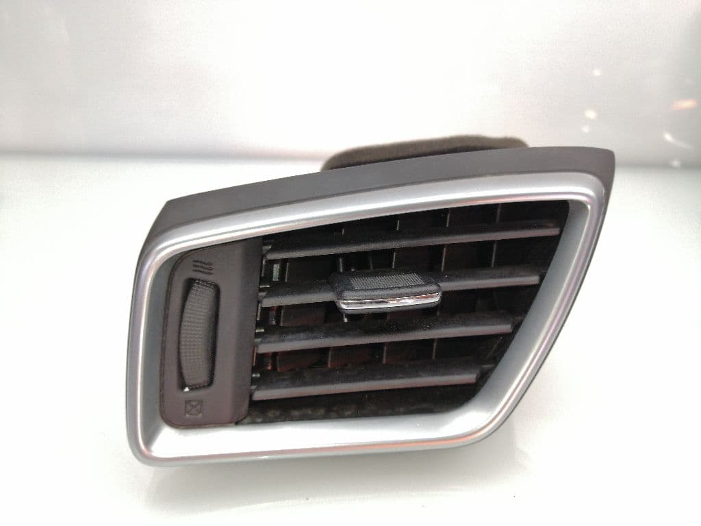 Plastico NISSAN QASHQAI (J11)