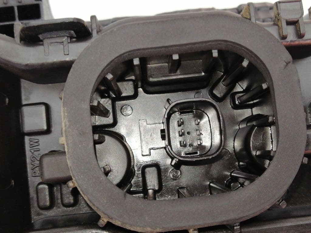 Piloto trasero derecho FORD TOURNEO COURIER (C4A) 5