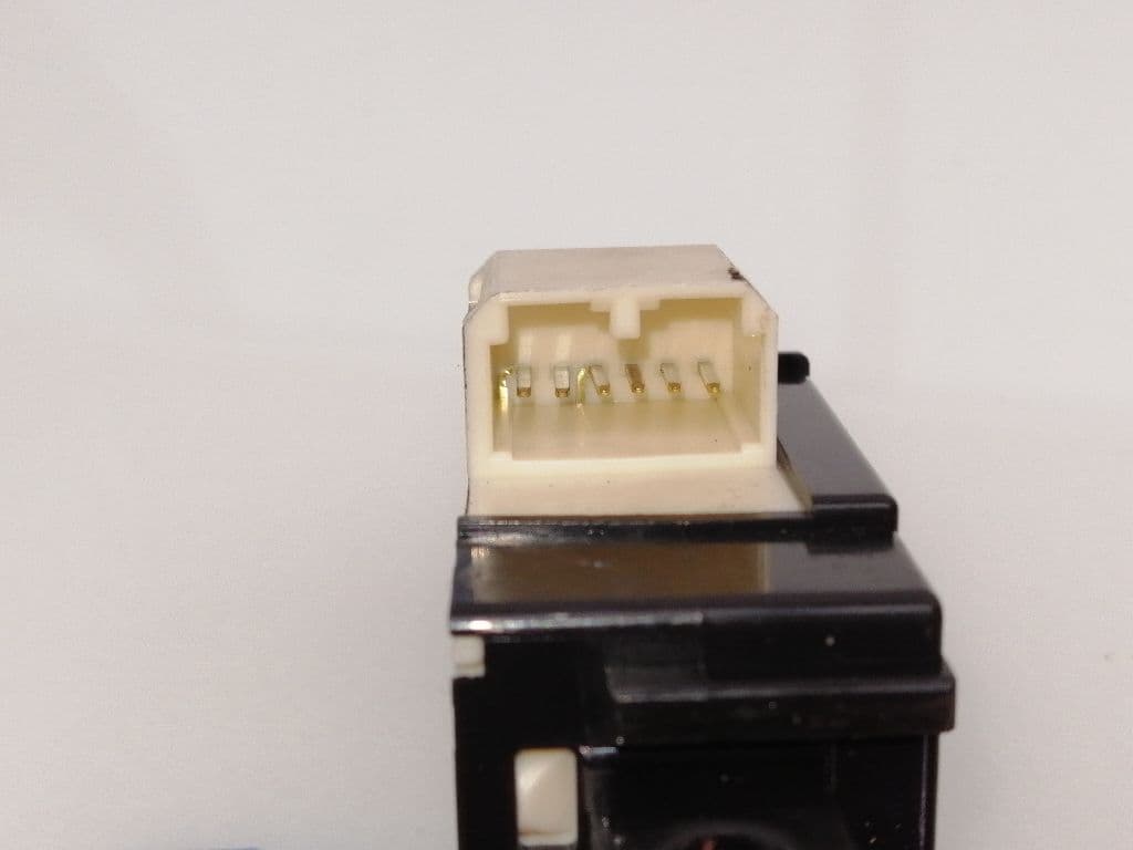 Interruptor MITSUBISHI MONTERO (V80/V90) 3